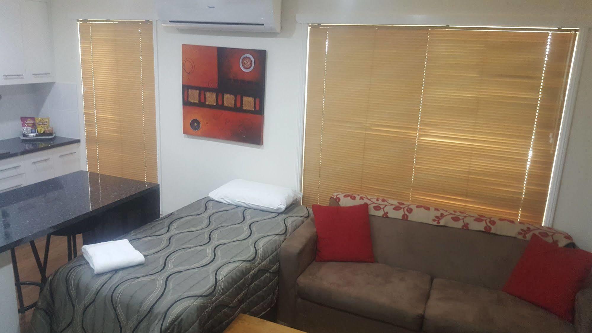 Emerald Motel Apartments Zewnętrze zdjęcie